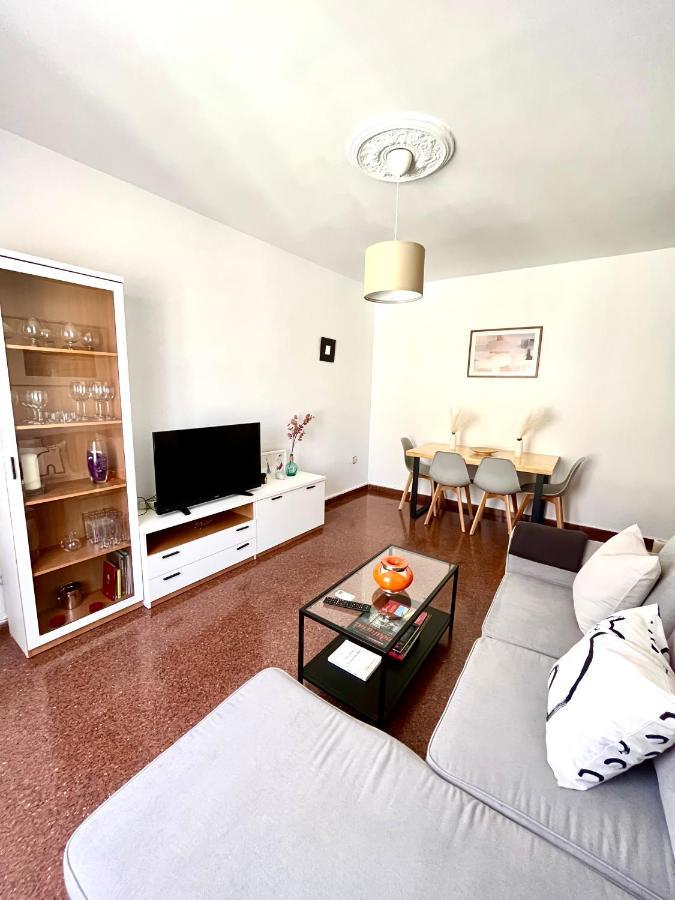 Vera Apartment, Acogedor Y Tranquilo En El Corazon De La Ciudad Antequera Exterior photo