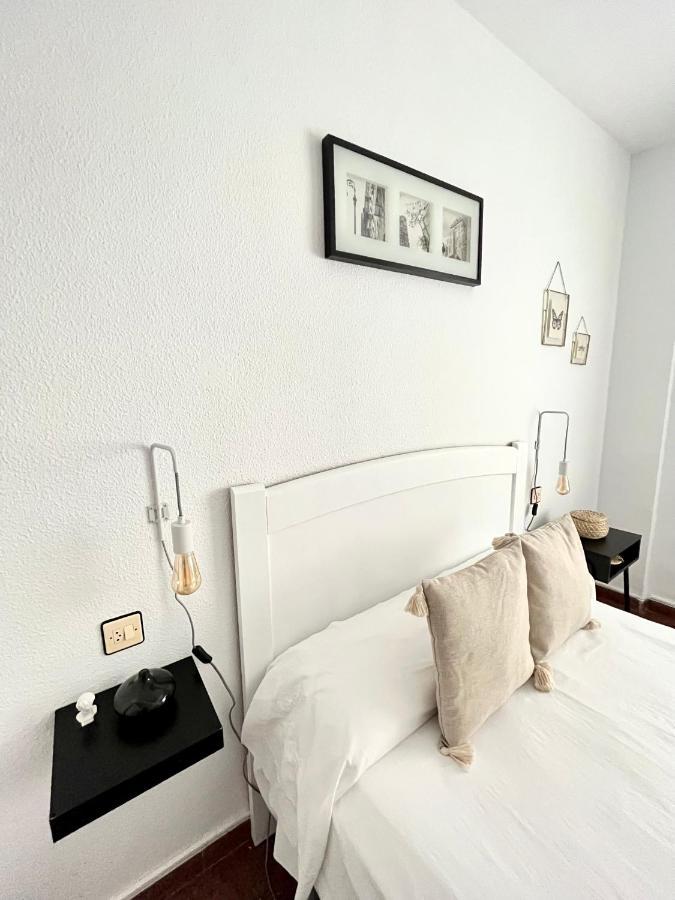 Vera Apartment, Acogedor Y Tranquilo En El Corazon De La Ciudad Antequera Exterior photo